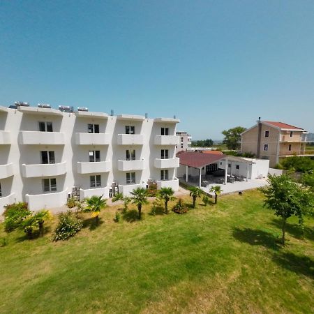 Hotel Velipoja Village Bagian luar foto