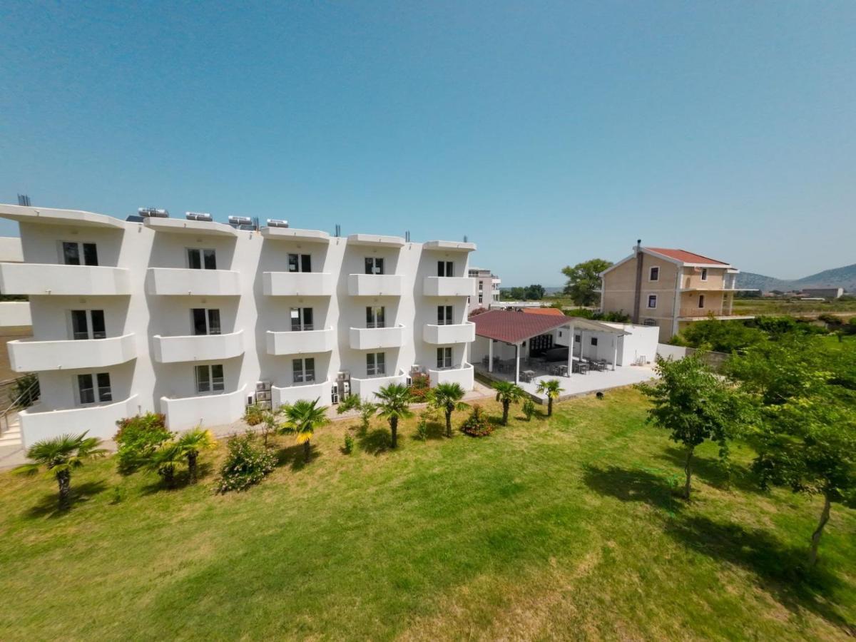 Hotel Velipoja Village Bagian luar foto